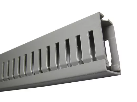 Короб перфорированный IBOCO 25х40мм T1-E (короб перфорир.); шаг 10мм; паз 4мм (в метрах)