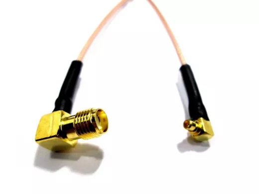 MMCX male(штекер) - SMA female(гнездо) длина  0,3метра, кабельная сборка, угловой-угловой