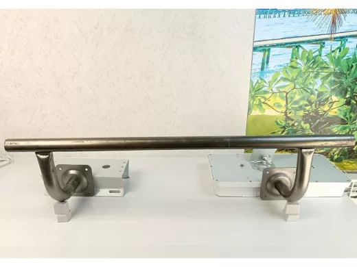 Поручень пристенный для зданий,серый, длина  80см вылет 15см 